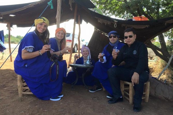 04 valley day trip ON 4<em>4 with lunch in agafay desert – Key things to know before you go’ /></p>
<ul>
<li><strong>High Atlas villages + Berber tea time</strong>: not just driving past—there’s time to stop and look.</li>
<li><strong>Moulay Brahim caves on the route</strong>: an added cultural stop on the way out.</li>
<li><strong>Lake Takerkoust viewpoints</strong>: you go from green mountain feel to arid desert mood.</li>
<li><strong>Agafay photo stops</strong>: lots of chances to get those wide, off-the-grid desert shots.</li>
<li><strong>Optional quad/buggy/camel</strong>: you can choose your level of adventure.</li>
<li><strong>AC vehicle, bottled water, included lunch</strong>: comfort is handled, then you decide on extras.</li>
</ul>
<h2 id="high-atlas-to-agafay-what-this-day-trip-really-feels-like">High Atlas to Agafay: what this day trip really feels like</h2>
<p><img width="669" height="446" decoding="async" src=