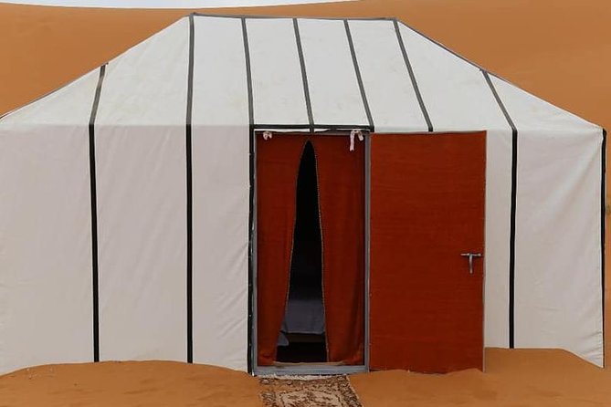 1 Night Camel Trekking Tour in Merzouga Desert Camp - Stop 1: Merzouga Desert Time That Turns Into Dinner Plans