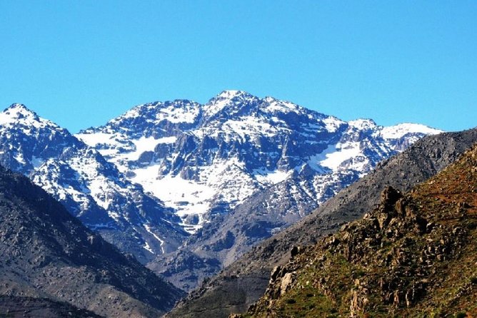 10 Day Classic Tour - Casablanca > Casablanca - Ifrane, Cedar Forest, Ziz Valley, Erfoud: the Atlas-to-desert transition