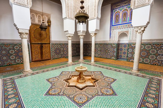 10-days Private tour in Morocco: Sahara Desert + Imperial Cities - Overnight in the Sahara: luxury tent comfort meets real desert time