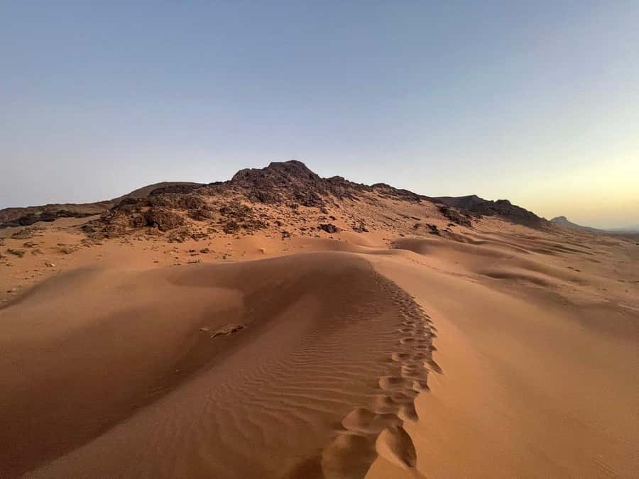 2-Day Luxury Excursion from Marrakech to the Zagora Desert - The Draa Valley Drive: Fortified Villages and Camera Stops