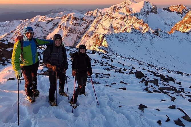 2-Day Toubkal Trailblazer: From Souks to Summit - Day 1 through Mizane Valley: Aremd, Chamarouch, and the Refuge push