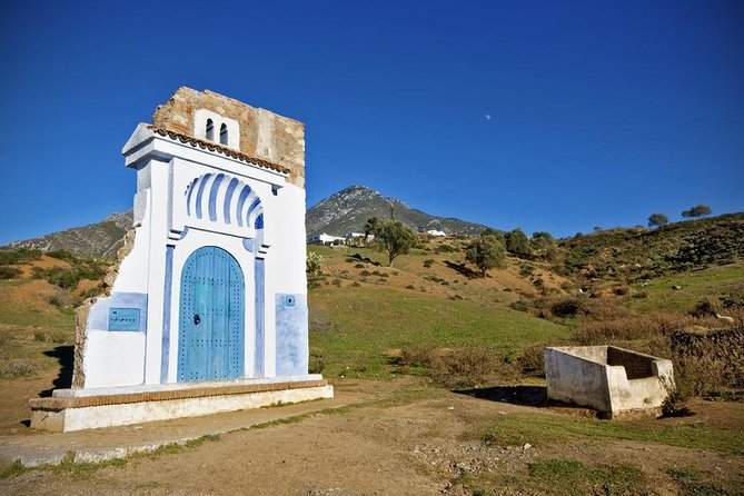 2-Day Transfer to Chefchaouen from Fez - From your Riad in Fez to a small-group minivan ride