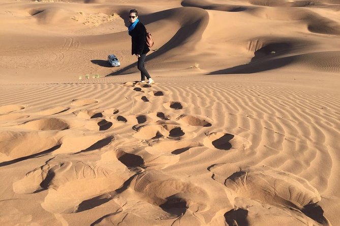 2 Days 1 Night Desert Tour from Marrakech to the desert of Tinfou Zagora - Dinner, tea, and what camp comfort really means