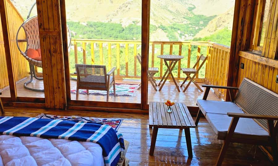 2 Days Desert Agafay and Atlas Mountains Trek From Marrakech - Marrakech to the Atlas: the drive that sets the pace