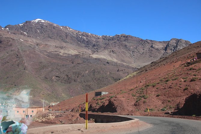 2 Days Excursion into Zagora flat Desert - Tizi n Tichka viewpoint stop: short, high, and worth it