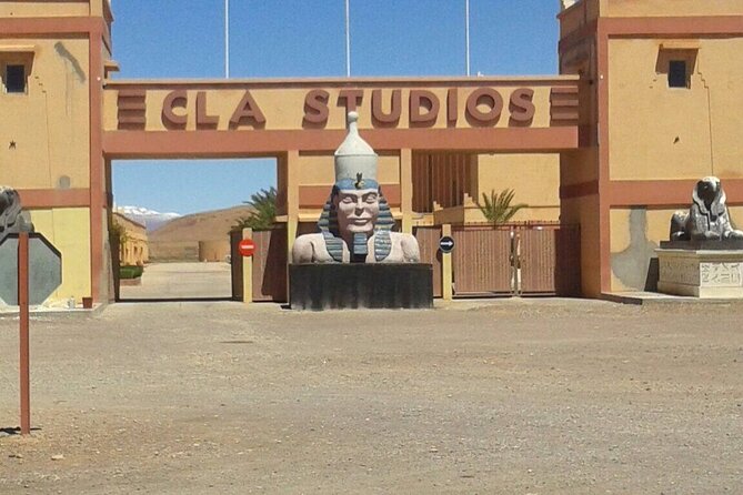 2 Days Sahara Group Tour Fez to Marrakech via Merzouga - Dinner and desert camp life: what the package covers
