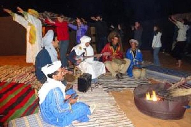 2 Days trip in a small group from FEZ to FEZ passing by MERZOUGA - Return drive with a local food stop in Zaida