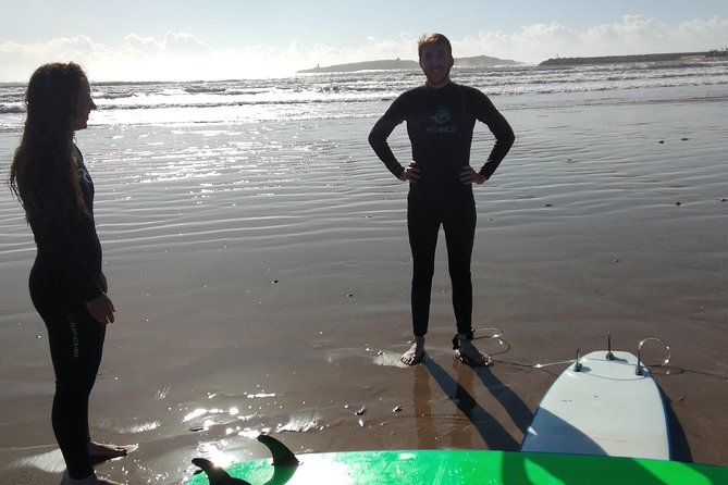 2h surfing in uncrowded spots - Booking and timing tips that will save you hassle