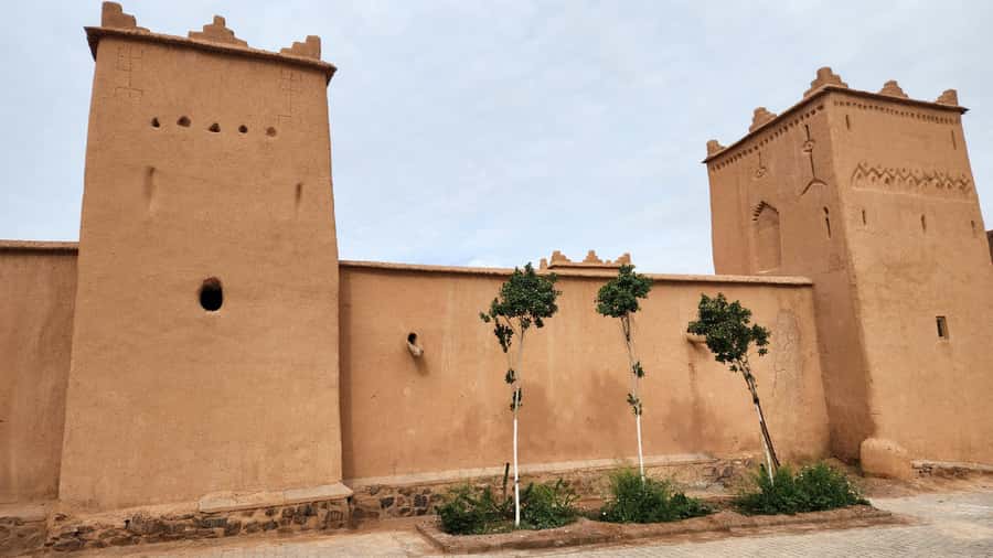 3-Day Desert Adventure: Ouarzazate to Merzouga - Sleeping in a Berber desert camp: comfort, food, and the reality of sand