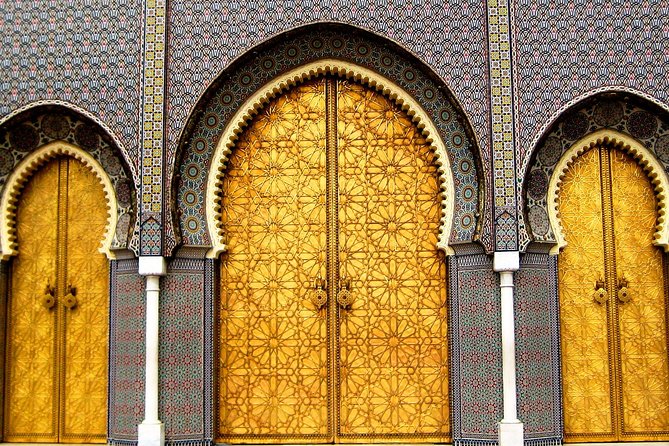 3 Day Desert Tour Marrakech to Fes - Day 2: the road of kasbahs, rose valleys, Todra canyons, and then Merzouga