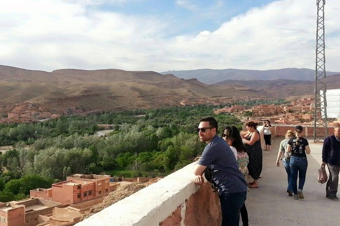 3-Day Luxury/Budget Desert Tour to Marrakech via Merouga from Fez - Day 2: Rissani market for color, then Todra Gorge with locals