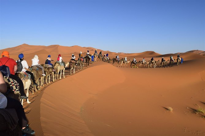 3-Day Private Desert Tour from Marrakech to Fez - Sunrise, breakfast, and the shower stop back in Merzouga