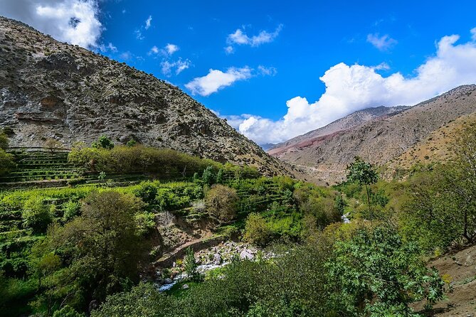 3 -Day Private Trekking in Toubkal Mountain via Azzaden Valley - Tizi Oussem to Id Issa and Tizi n’Tagharat: how day two keeps building