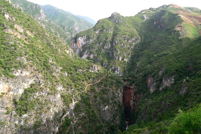 3-Day Trekking from Chefchaouen – Rif Mountains Adventure - Day 1: the walk to Gîte montagne Azilane (and why the first night matters)