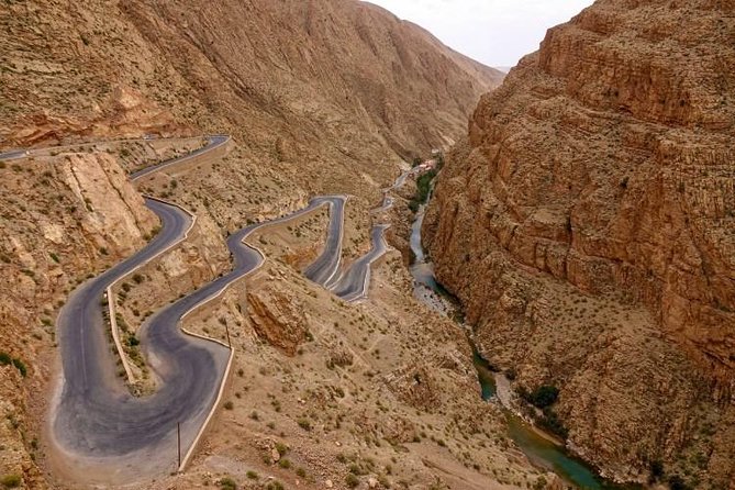 3 Days 2 nighs tour from Marrakech to Merzouga Desert - Day 1: Tizi n Tichka to Ait Ben Haddou, Film Studios, and Dades Valley