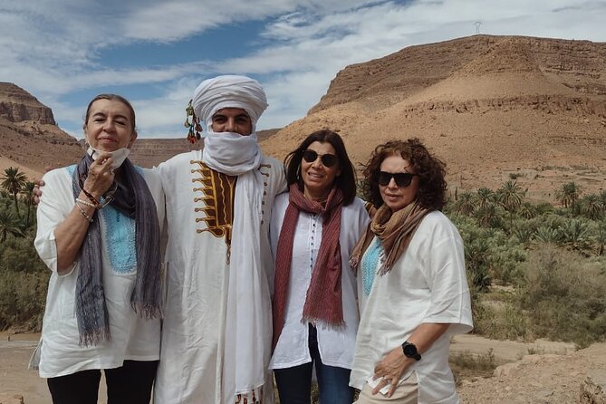 3 Days Desert Tour From Marrakech To Merzouga dunes & camel trek - Day 2: Todra Gorge and the road toward Merzouga dunes