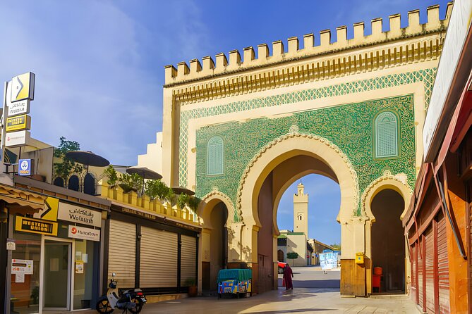 3 Days Morocco Desert Marzouga Tour from Marrakech To Fès - Day 3: Sunrise dunes, Ifrane monkey stop, then Fez medina drop-off