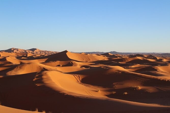 3 Days Sahara Desert Tour from Marrakech to Fes - Day 1: High Atlas Pass, Ait Benhaddou, and the Dades Gorges Overnight