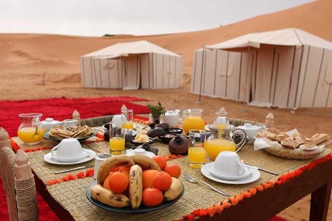 3 Days to the Heart of the Sahara - Day 1 Ait Ben Haddou: 11th-century Kasbah and lunch with wide views