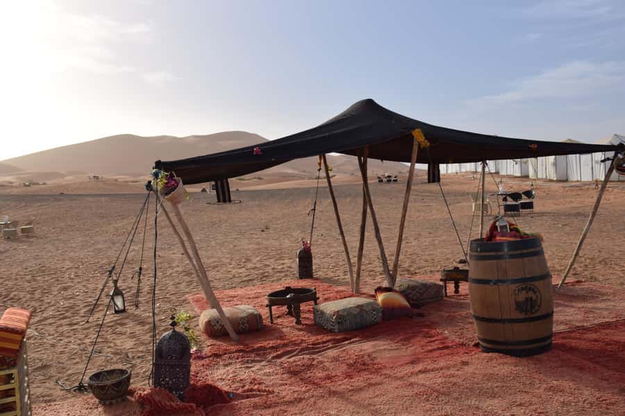 3 days trip From Fes with overnight in heated tent &sandsurf - Day 1: cedar forest apes, Ziz palms, Erfoud dates, and Erg Chebbi sunset