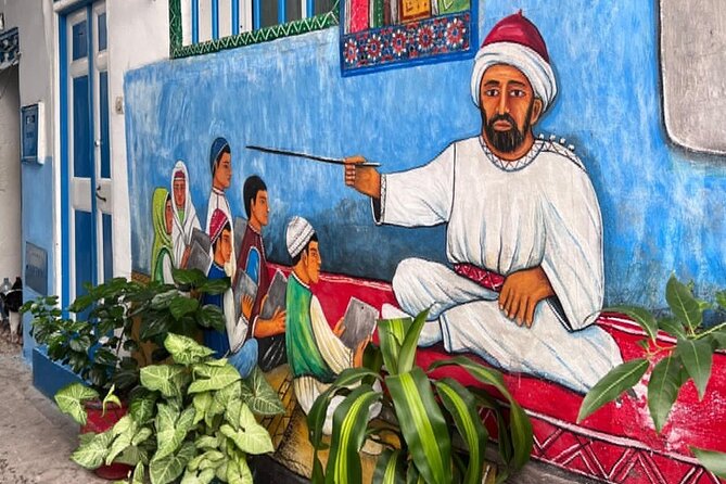 3h Private Walking Tour in Tangier Kasbah Medina & Colorful Souks - How the private guide makes the Medina feel doable