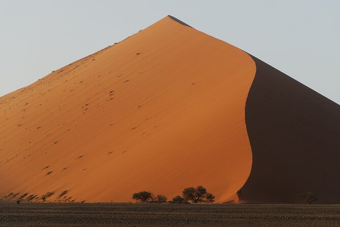 4-Day Private Desert Tour from Marrakech to Erg Chigaga - Day 1: Tizi n’Tichka Pass, Ouarzazate Lunch, and Night in Zagora