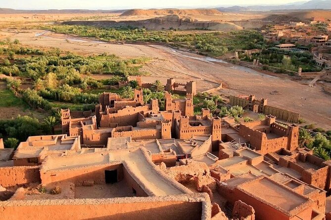4-Days Adventures from Marrakech to Fez via Gorges & Desert - Erg Chebbi: camel ride, mint tea, and a Berber tent night