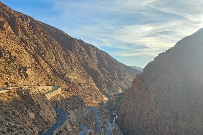 4 Days Desert Safari Tour from Marrakech to Merzouga - Tinghir to Todra Gorge: palms, narrow streets, then towering limestone