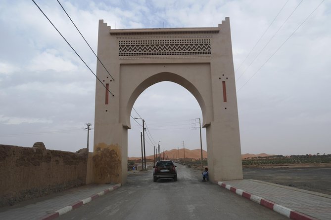4 Days Desert tours from Marrakech - Day 1: High Atlas pass, Ouarzazate film area, Skoura kasbah and Dades Gorges