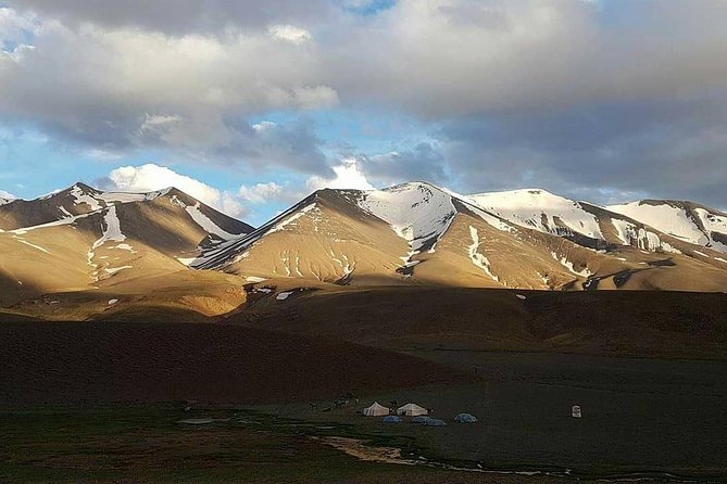 4-Days private desert tour from Marrakech - Day 1: Ait-Ben-Haddou, Kasbah Amridil, and Skoura Oasis Walks