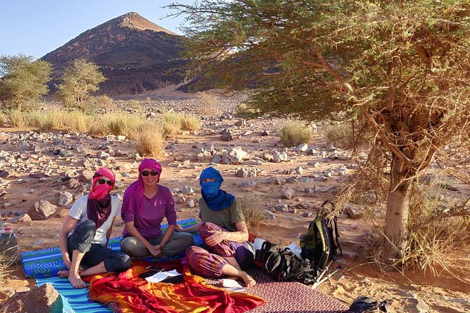 5-Day Desert Hiking Adventure from Merzouga - Day-by-day: what you’ll actually experience from dunes to old mines