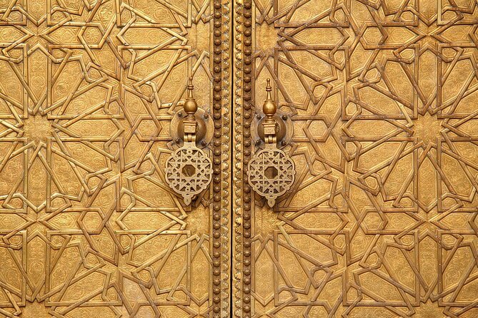 5-Hour Private Walking Tour of the Medina in Fez - Royal Palace of Fez (Dar el-Makhzen): the dramatic exterior you can actually see