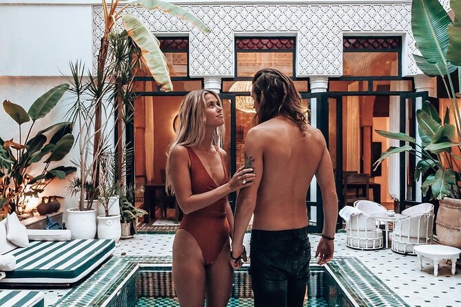 7-Day Romantic Tour in Morocco - Majorelle Garden brunch, love locks, and Bahia Palace stories