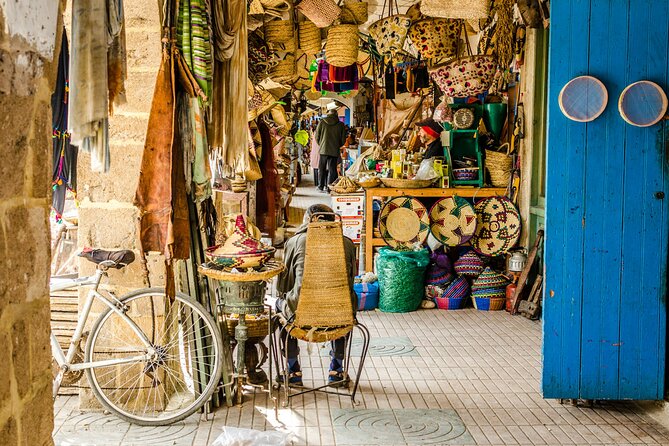 7 days Chefchaouen Private Morocco Tour To Desert and Marrakech - Day 3: Fez el-Bali, Madrassas, and Tanneries