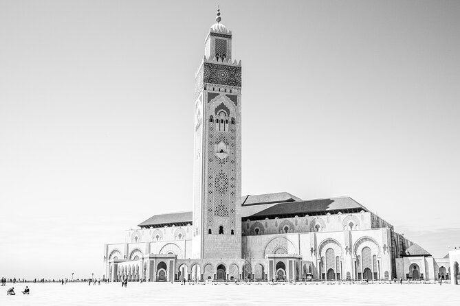 8 Days Morocco Private Tour: Imperial Cities and the Desert - Price and value: what $1,474.42 per person is really buying