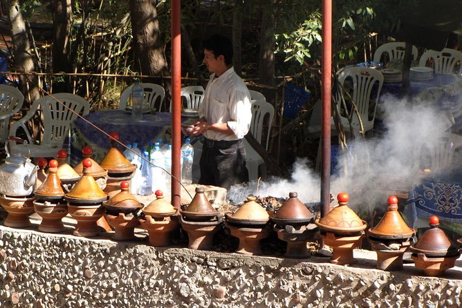 A day in the Ourika valley from Marrakech - Lunch by the river: what to plan for and how to handle it