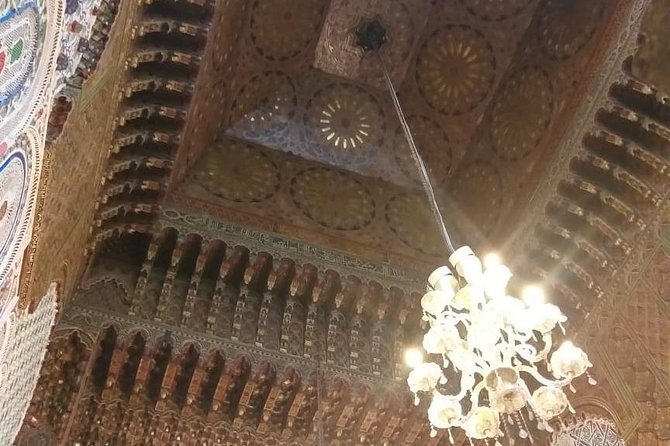 A Unique Experience In Fez With A Guide And A Driver (Full Day) - How the private guide + driver setup changes everything