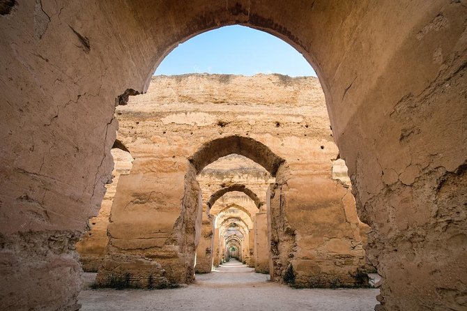 A Wonderful Private Day Trip to Volubilis, Moulay Driss Zarhoun, Meknès from Fez - Starting in Fez: Bab Boujloud and a proper morning launch