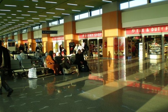 Agadir Airport Transfers service - Group Size Limits: Why a Max of 21 Can Still Feel Friendly