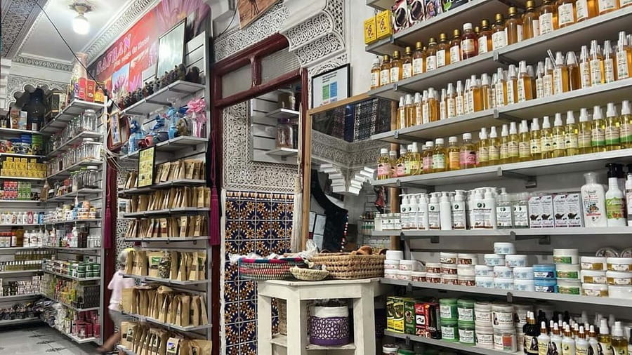 Agadir/Taghazout : Marrakech Guided Tour old Medina & Souks - Jemaa el-Fna Square: Street Food, Performers, and the Real Morocco Feeling