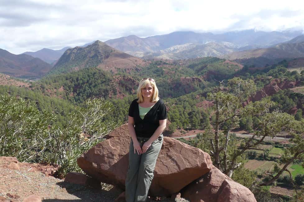 Agadir/Taghazout: Paradise Valley Half-Day Tour with Lunch - Botanic Garden Stroll: A Breather Between the Pools and the Shops