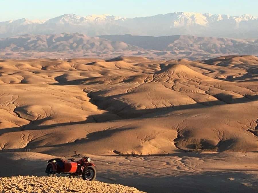 Agafay desert Dinner experience with sunset views & Swiming - Why Agafay Desert Is Such a Good Marrakech Sunset Plan
