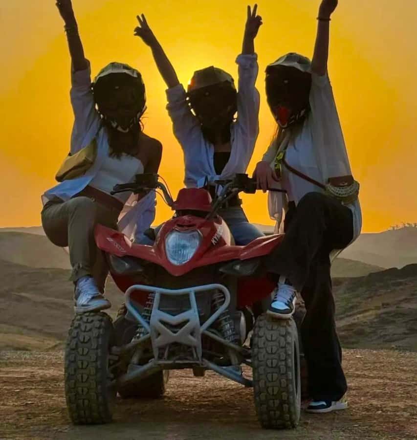Agafay Desert Luxury Package Quad, Camel, Pool & Dinner Show - Languages and service style: English, French, Arabic