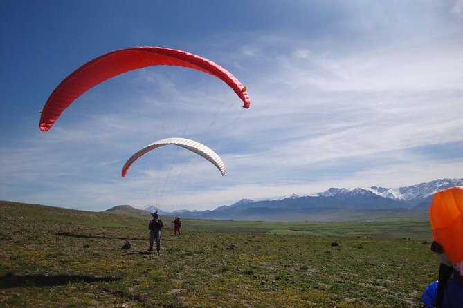 Agafay Desert Paragliding DUO Experience from Marrakech - GoPro Photos and Videos: The Part You’ll Be Glad You Didn’t Skip