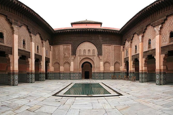 All exclusive, Marrakech Sightseeing Guided Tour Around Marrakech - Saadian Tombs: royal power in a short, high-impact stop