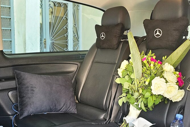 Amazing airport pickup/ drop off in Casablanca/ safe&easy - Small Comforts That Signal a Professional Transfer