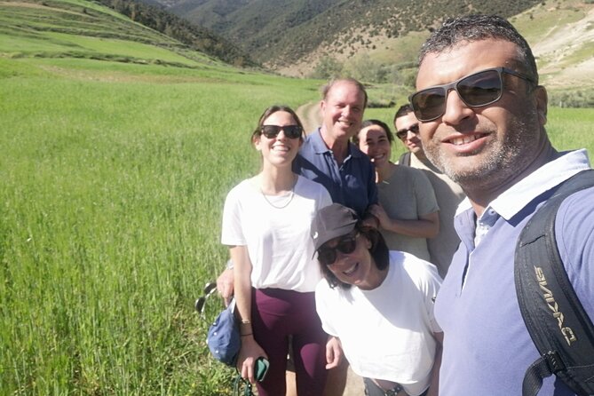 Amizmiz: Berber Villages & Atlas Mountains Tour - Berber Village Lunch in a Family Home