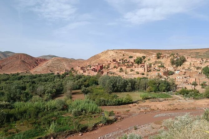 Atlas Mountains :Three Valley Guided Day Trip From Marrakech - The Road Through Atlas Valleys: Asni and Amizmiz Views From the Van