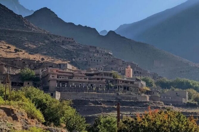Atlas Mountains Waterfalls and 3 Valley with Lunch in Marrakesh - Amazouz Desert stop and Berber home lunch: where the day slows down